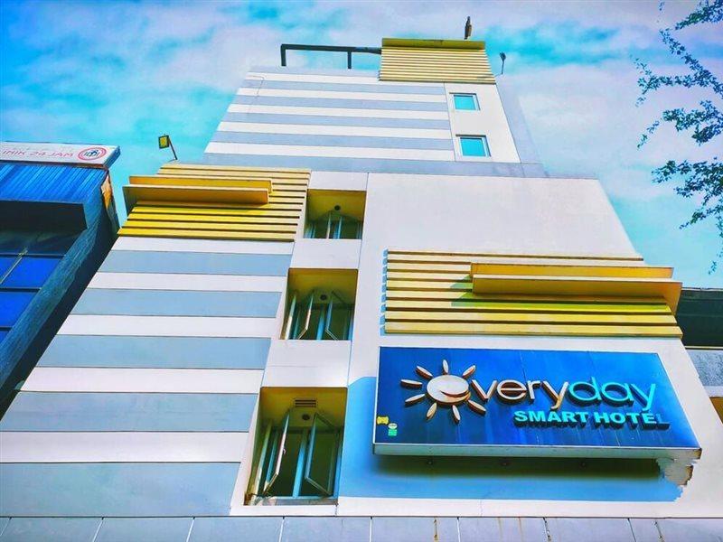 Nite & Day Jakarta - Mangga Besar Exterior photo